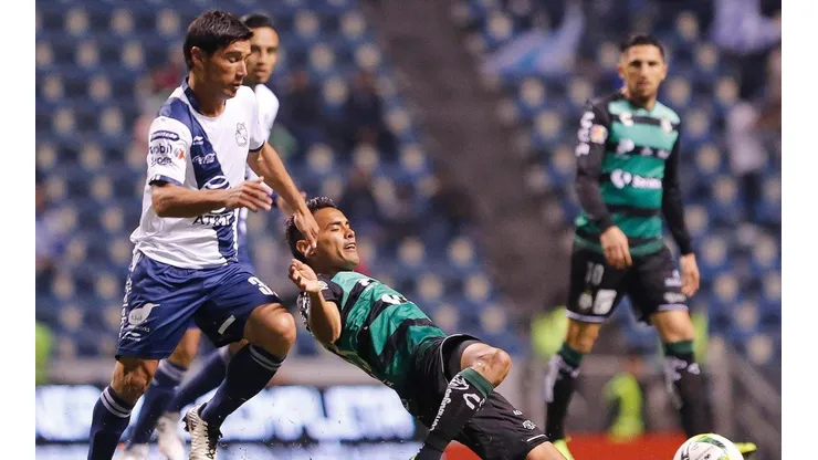 Alustiza anotó un triplete para la victoria de Puebla