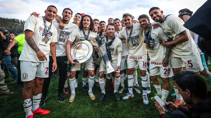 Universitario se coronó campeón en Perú tras ganar los dos torneos cortos.