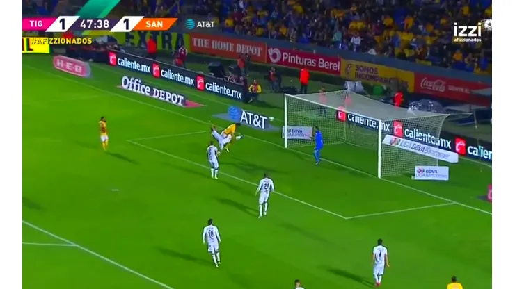 Gignac le da la ventaja a Tigres...