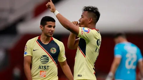 Roger Martínez puso el segundo tanto del América.