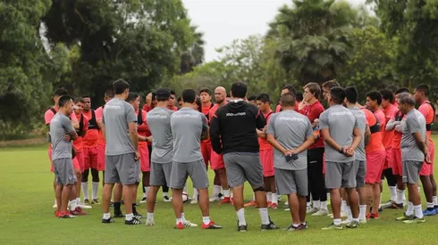 Posible once de Córdova para que Universitario brille en la Noche Crema
