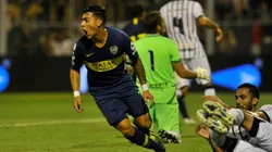 Gol de Pavón y festejo con Tévez.