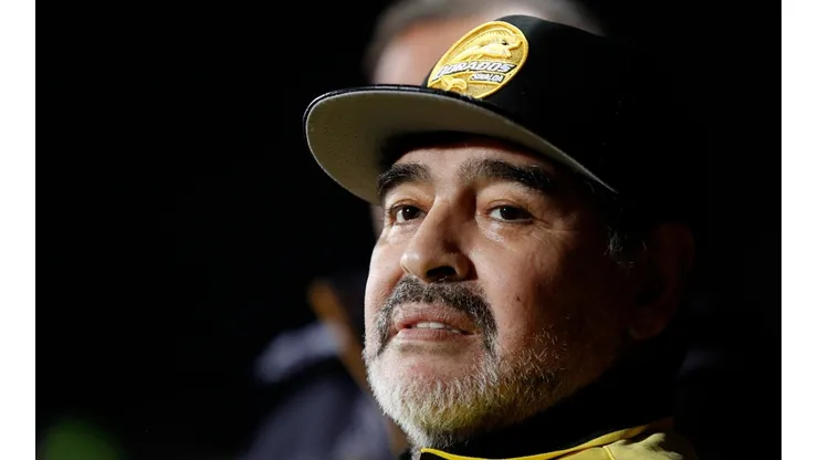 Maradona fue agredido en el estadio de Zacatepec.
