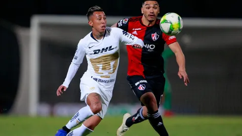 Reyes sufrió una dura lesión en el partido ante Pumas.