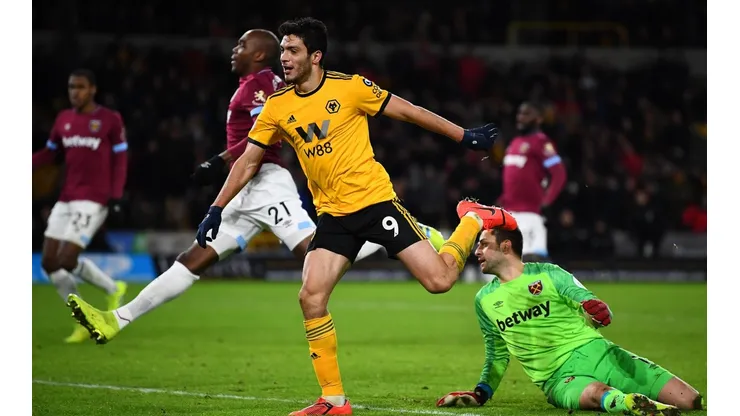 Foto de Raúl Jiménez, jugador del Wolverhampton.