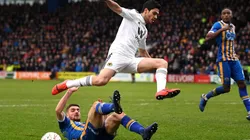 Raúl Jiménez inició una remontada que salvó a los Wolves del papelón