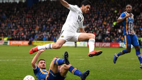 Raúl Jiménez inició una remontada que salvó a los Wolves del papelón