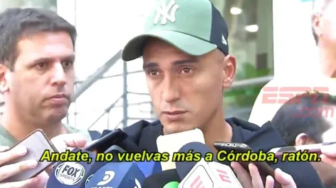 Momento tenso: un hincha de Belgrano increpó a Matías Suárez mientras hablaba con la prensa