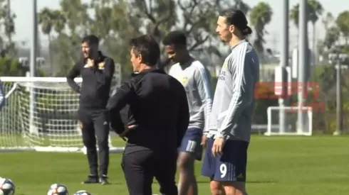 En la primera charla entre Guillermo y Zlatan, fue el sueco el que dio la lección