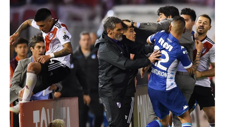 No lo olvida: Centurión recordó su pelea con Enzo Pérez