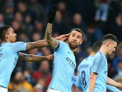 Guardiola aseguró que Otamendi no es feliz en el City y le dejó un mensaje para que cambie su actitud