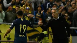 Alfaro junto a Mauro Zárate.