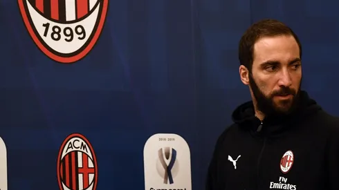 Higuaín no juega ante la Juventus