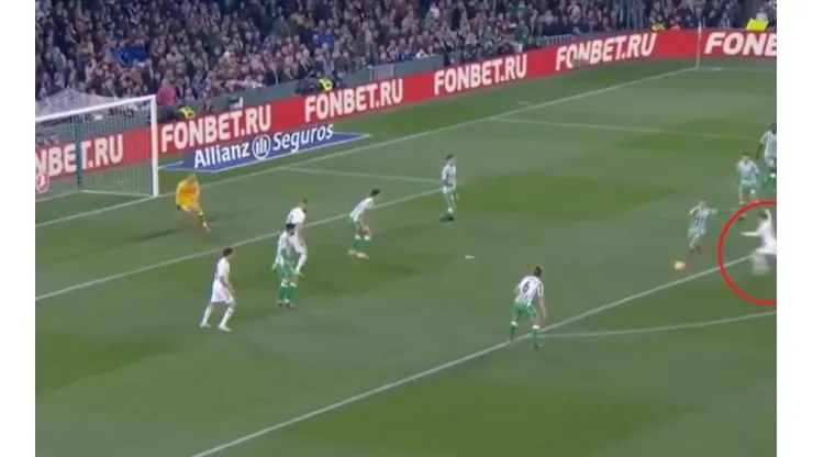 Espectacular remate de Luka Modric.
