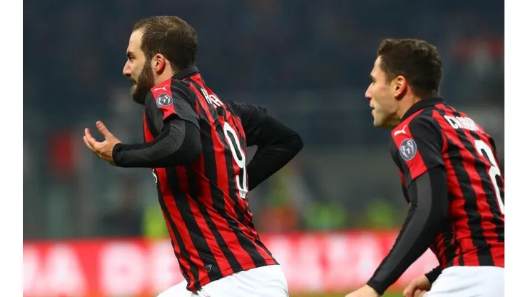 En España aseguran que Higuaín ya le dio el sí al Chelsea