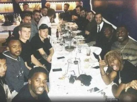 Polémica: investigan un jugador de la Premier League por un supuesto saludo nazi en una foto