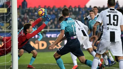 OLFATO DE GOLEADOR. Cristiano Ronaldo anotó de cabeza el empate (Foto: Getty).