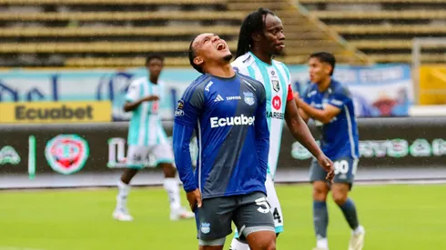 Emelec recibe la peor noticia antes de jugar con Liga