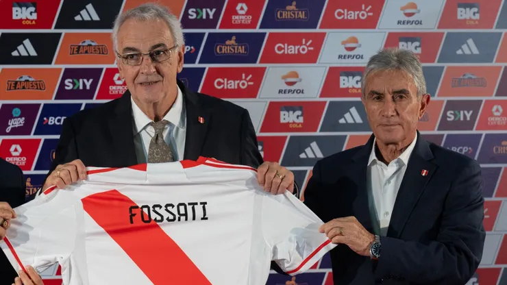 Tras la salida de Juan Carlos Oblitas, Jorge Fossati dejaría la Selección de Perú.
