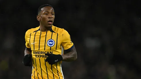 Pervis Estupiñán estuvo cerca de mandarse un golazo con el Brighton.