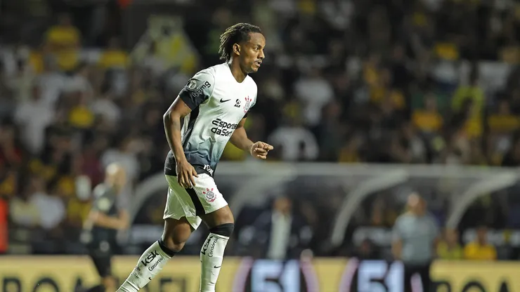 André Carrillo terminó su primer semestre en el Corinthians y ya se sabe dónde jugará en el 2025.
