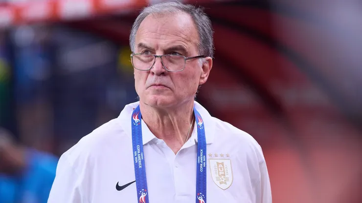Marcelo Bielsa, en marzo, podrá volver a convocar a Ronald Araujo, dado que ya fue dado de alta en Barcelona.