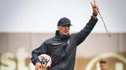 Fabián Bustos contestó si seguirá en Universitario