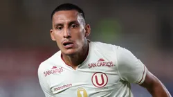 Álex Valera es el único delantero de Universitario por ahora.