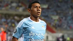 Maxloren Castro es seguido de cerca por equipos europeos.