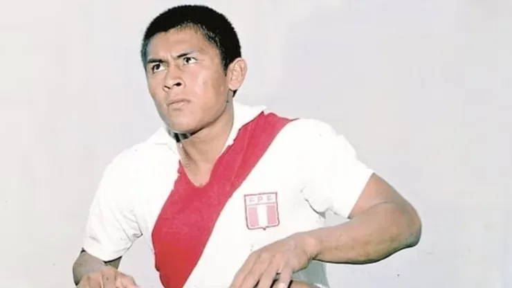 Hugo 'Cholo' Sotil fallece a los 75 años con el Perú de luto