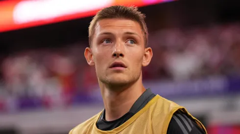 Oliver Sonne está expectante por debutar en Burnley.