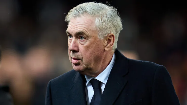 Carlo Ancelotti dijo que no siguió las críticas luego de la dura derrota del Real Madrid con el Barcelona en la Final de la Supercopa de España.