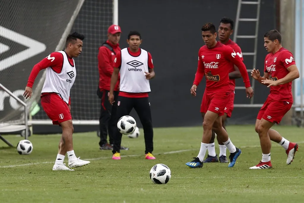 Paolo Hurtado entrenando en la Selección Peruana. (Foto: Getty).