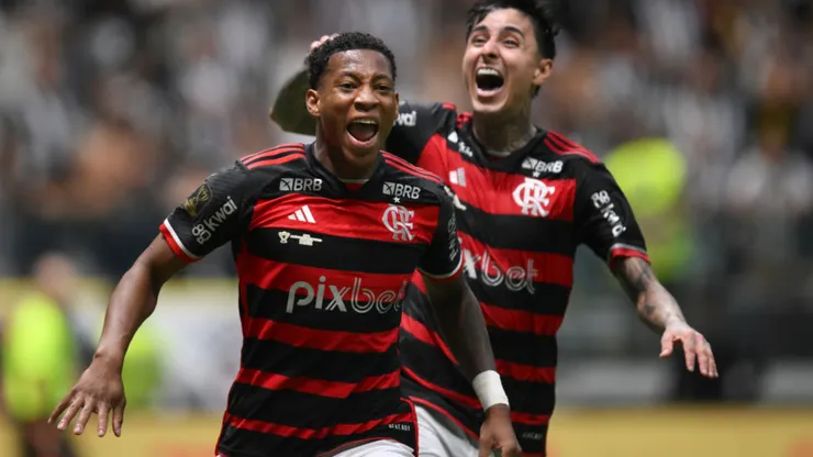 Gonzalo Plata marca su primer golazo con el Flamengo 2025.