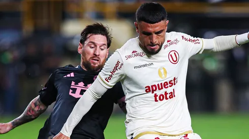 Lionel Messi y Rodrigo Ureña.