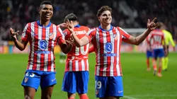 No solo Julián Álvarez hacen delirar a los relatores en España.