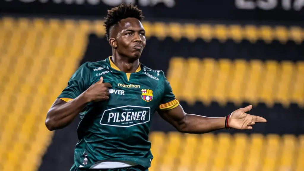 Djorkaeff Reasco firmó con Barcelona SC por 1 año. (Foto: API)