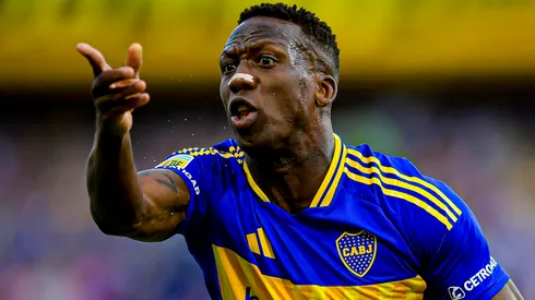 Luis Advíncula y Boca Juniors.