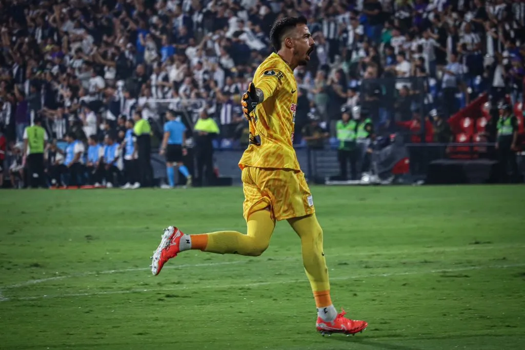 Alianza Lima celebrando ante Nacional. (Foto: Di’andello).