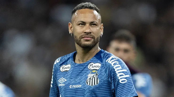 Aseguran que Neymar quiere volver a Barcelona en junio.