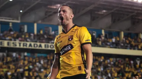 Barcelona le pone precio a Octavio Rivero de 2 millones de dólares.