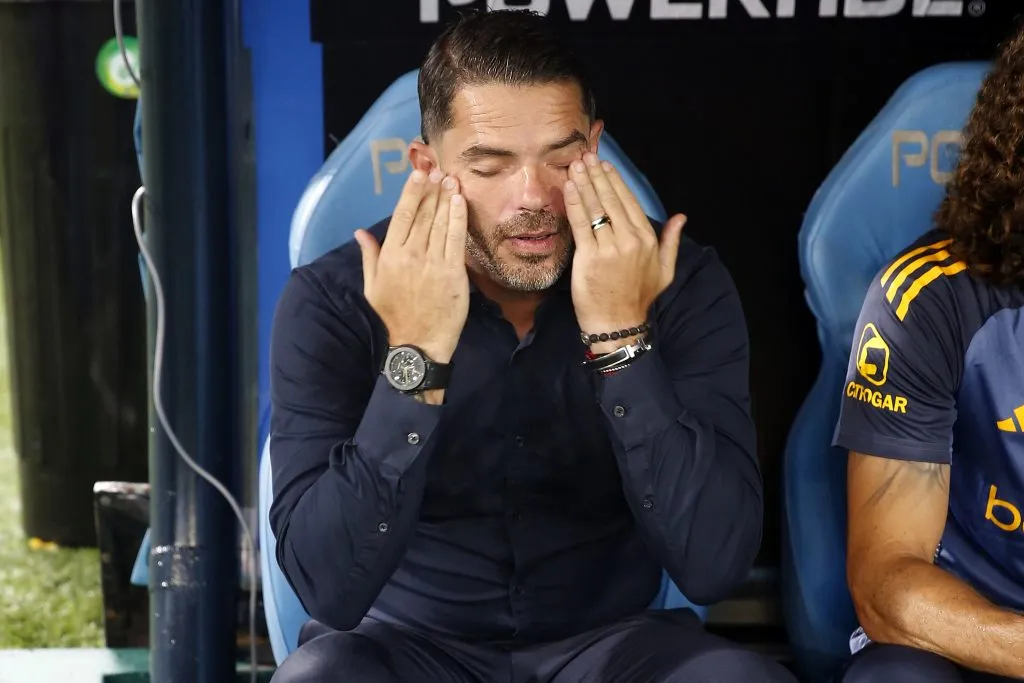 Fernando Gago en el duelo contra Racing Club. (Photo by Daniel Jayo/Getty Images)