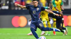 Kendry Páez no jugará en el Chelsea pero tampoco volverá a Independiente del Valle.