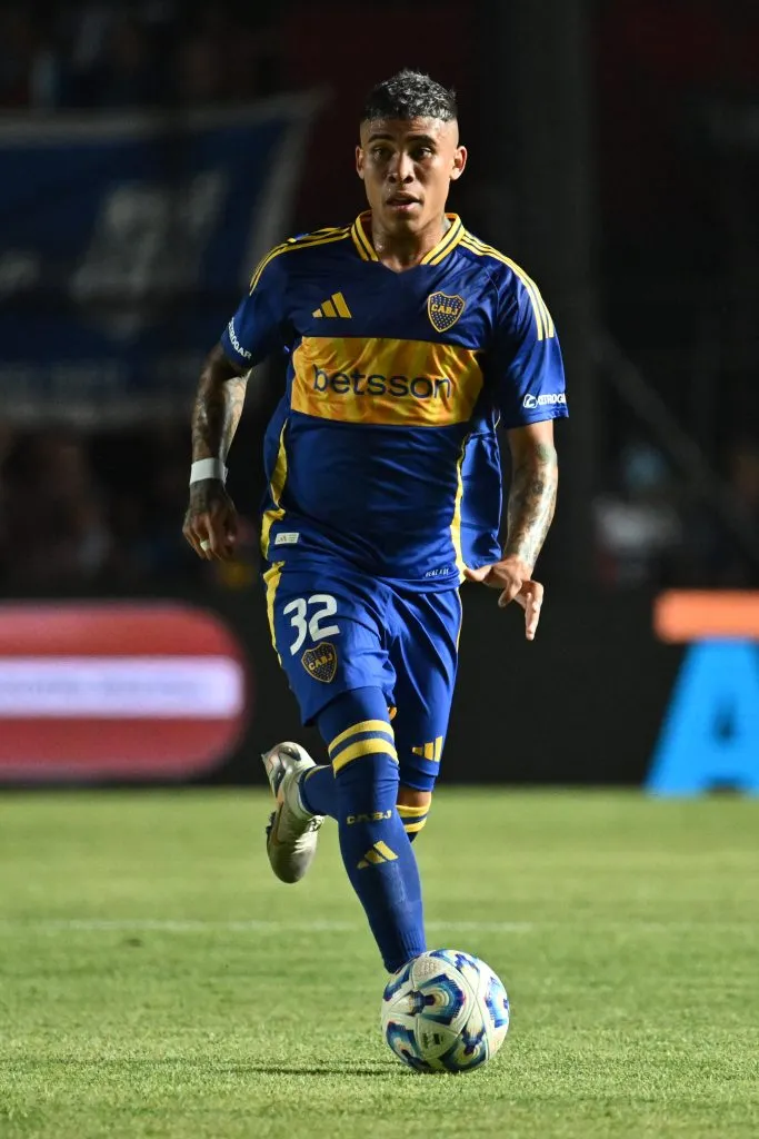 Ayrton Costa jugando la Copa Argentina. (Photo by Luciano Bisbal/Getty Images)