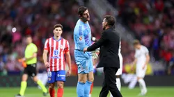 Courtois, mas que cariñoso con Simeone a horas de lo que puede ser un nuevo derbi.