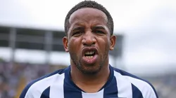 Jefferson Farfán calienta la previa de Alianza Lima vs. Boca.