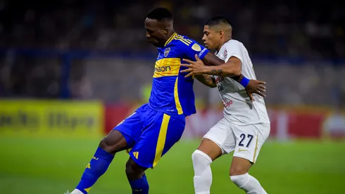 Así fue la reacción de Luis Advíncula tras el penal errado de Boca.