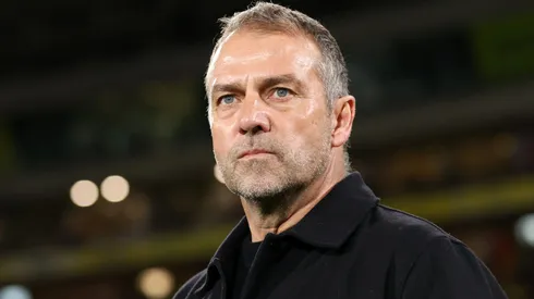 Hansi Flick remarcó los días que el Benfica tuvo a su favor para preparar la ida de los Octavos de Final.