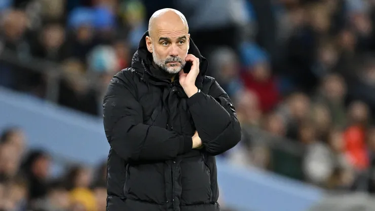 Guardiola criticó el balón usado en el torneo más antiguo del mundo.