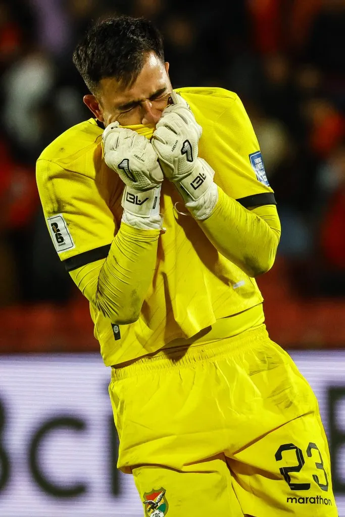 Guuillermo Viscarra enfrentando a Chile. (Photo by Marcelo Hernandez/Getty Images)
